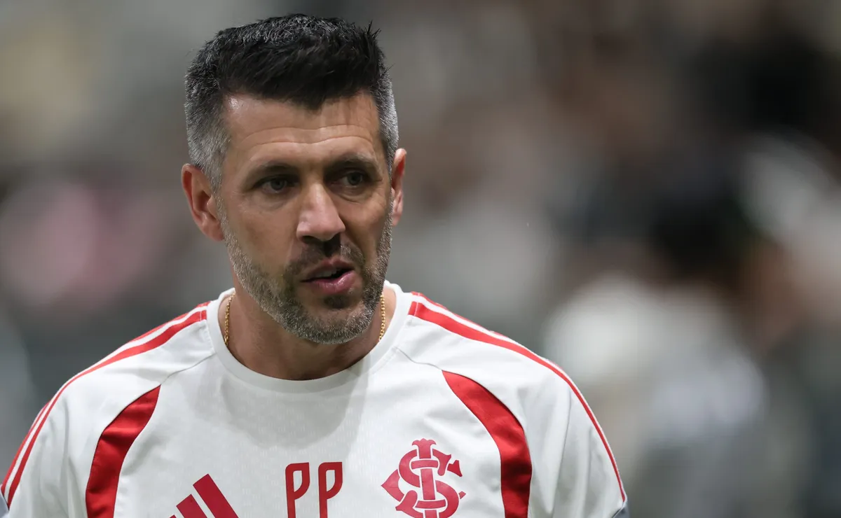 Pezzolano confirma volta de titulares no Internacional contra o Coritiba pelo Brasileiro