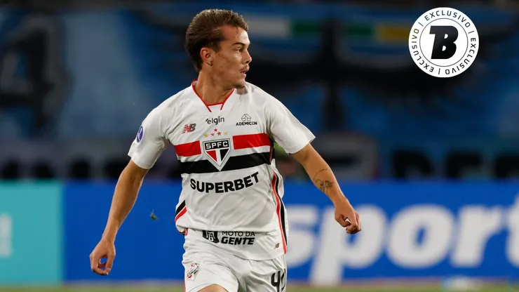 Lateral estreou no São Paulo - Foto: Rubens Chiri/São Paulo FC