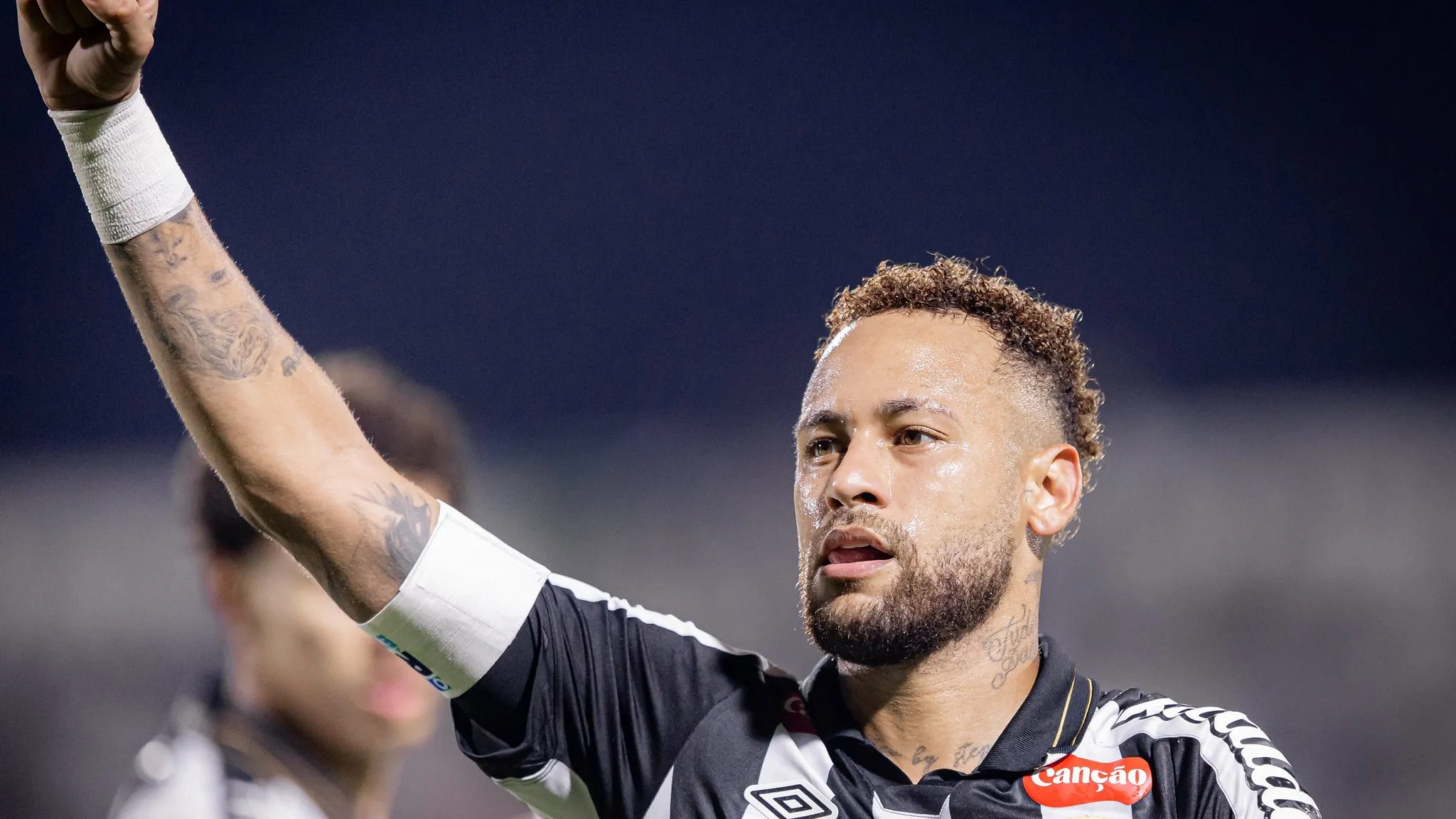 Mesmo com a presença de Neymar em campo o poder de manter o resultado melhora – Fotos: Raul Baretta/ Santos FC.