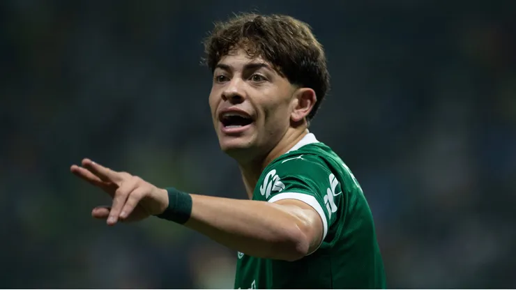 Giay assumiu a titularidade na LD do Palmeiras em 2026 e pode ir para a Copa pela Albiceleste