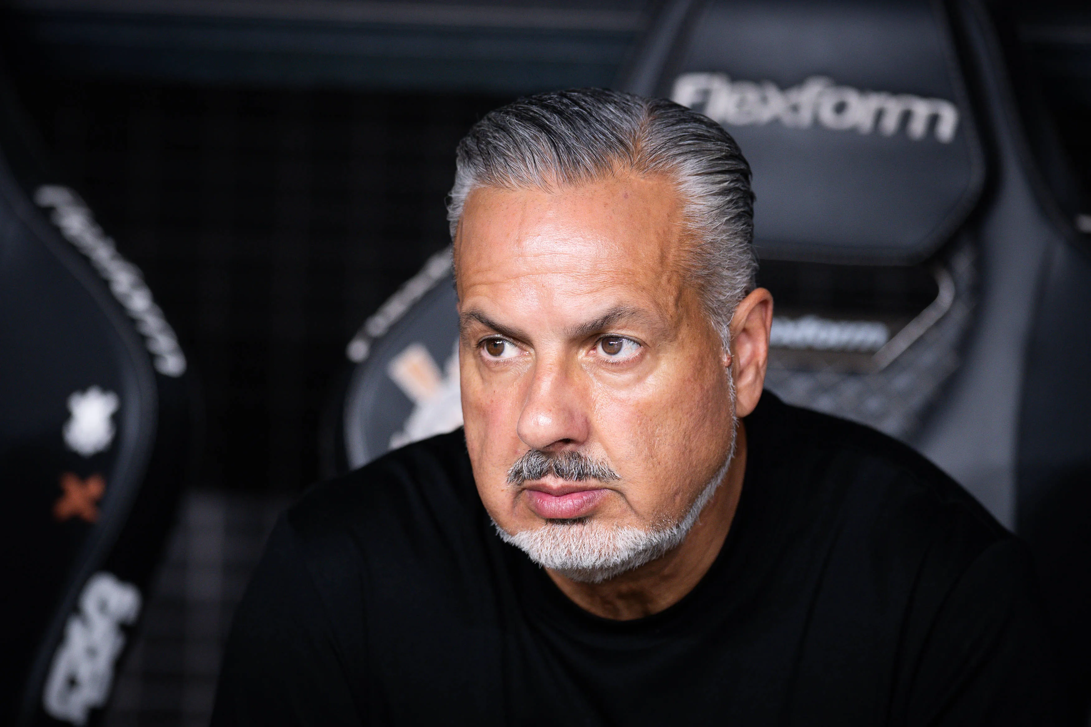 José Boto está ciente do interesse do Atlético-MG em Luiz Araújo, mas Flamengo não trabalha com saída do atacante em 2026 – Foto: IMAGO / Rebeca Schumacker