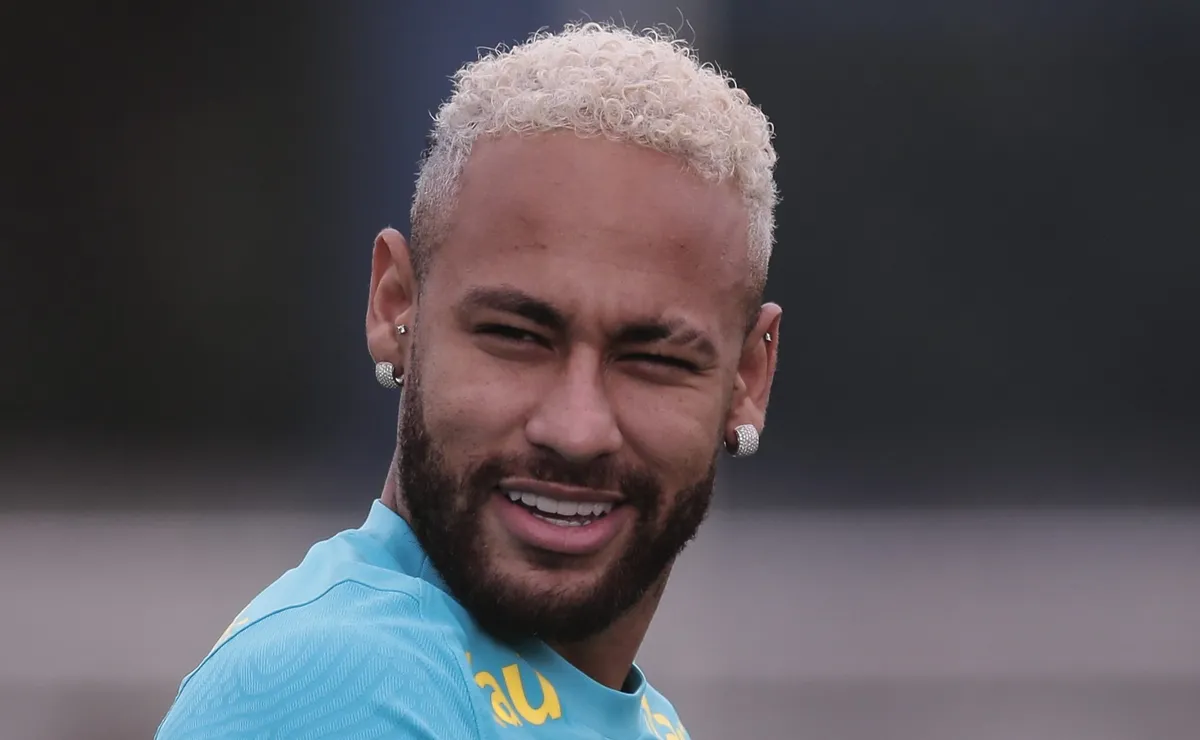 Santos observa de perto, e Neymar será convocado para a pré-lista da Copa do Mundo