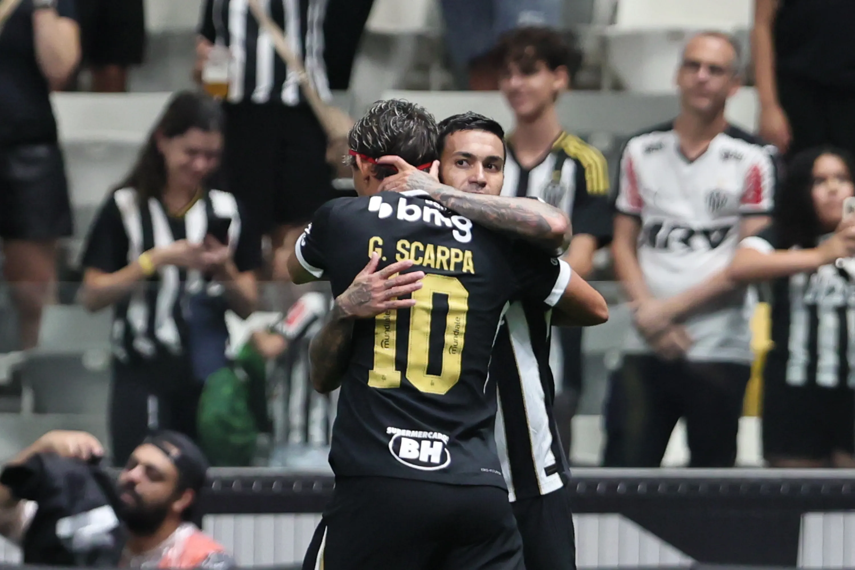 Dudu jogador do Atletico comemora seu gol durante partida contra o America-MG no estadio Arena MRV pelo campeonato Mineiro 2026. Foto: Gilson Lobo/AGIF