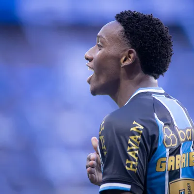 Leonardo Jardim 'rasga' elogios para Gabriel Mec antes de Grêmio x Flamengo