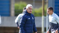 Luís Castro durante treino de sexta-feira (8) no CT