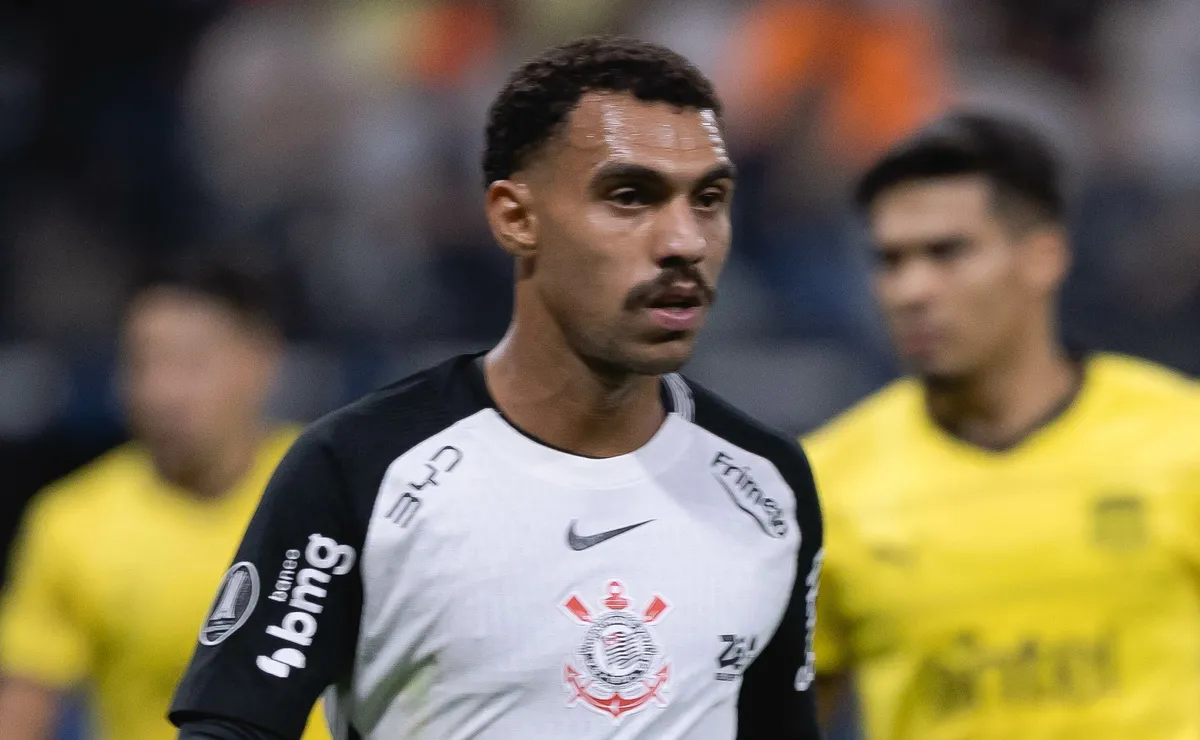 Matheuzinho fala sobre Corinthians x São Paulo e cita motivação extra envolvendo Diniz: “Puxa todo mundo”