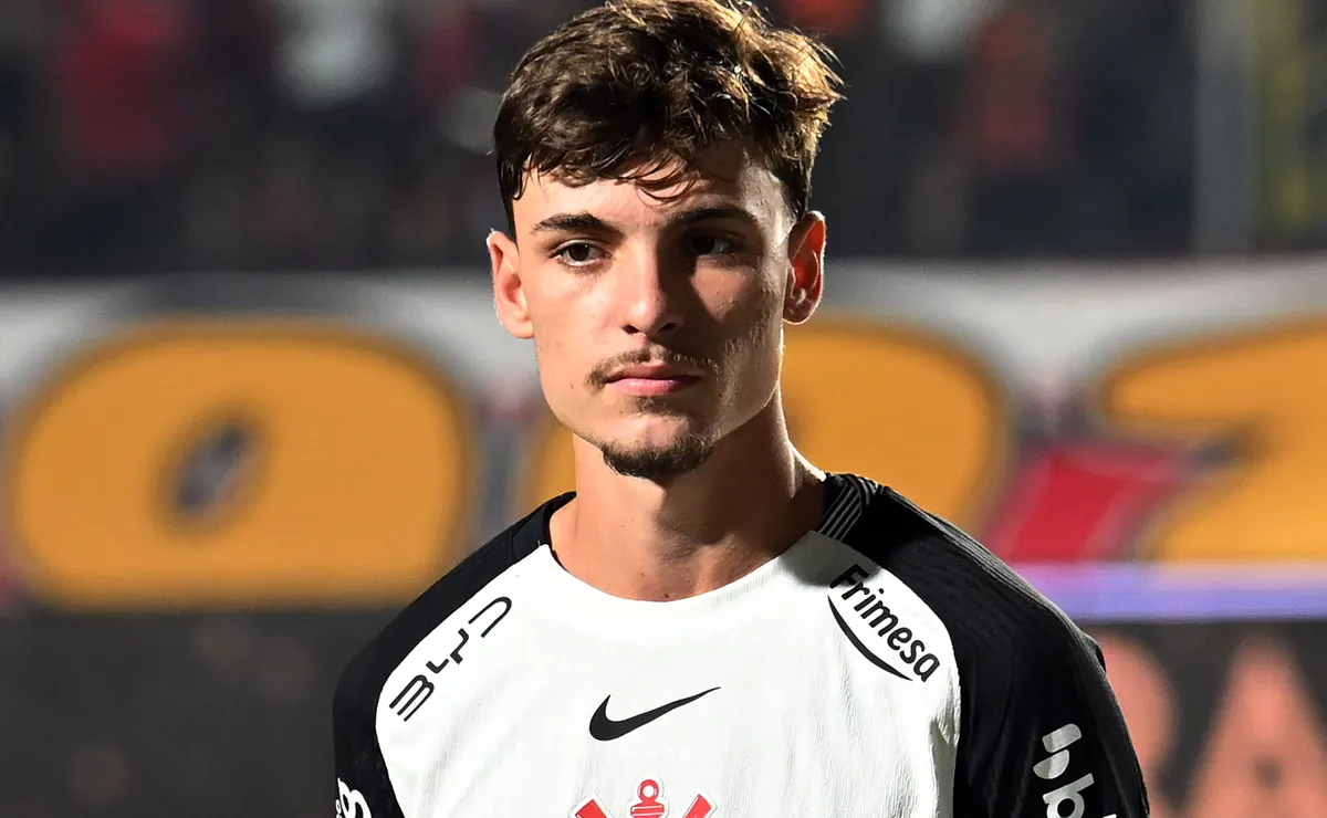 Breno Bidon valoriza apoio da Fiel antes de Corinthians x São Paulo pelo Brasileirão