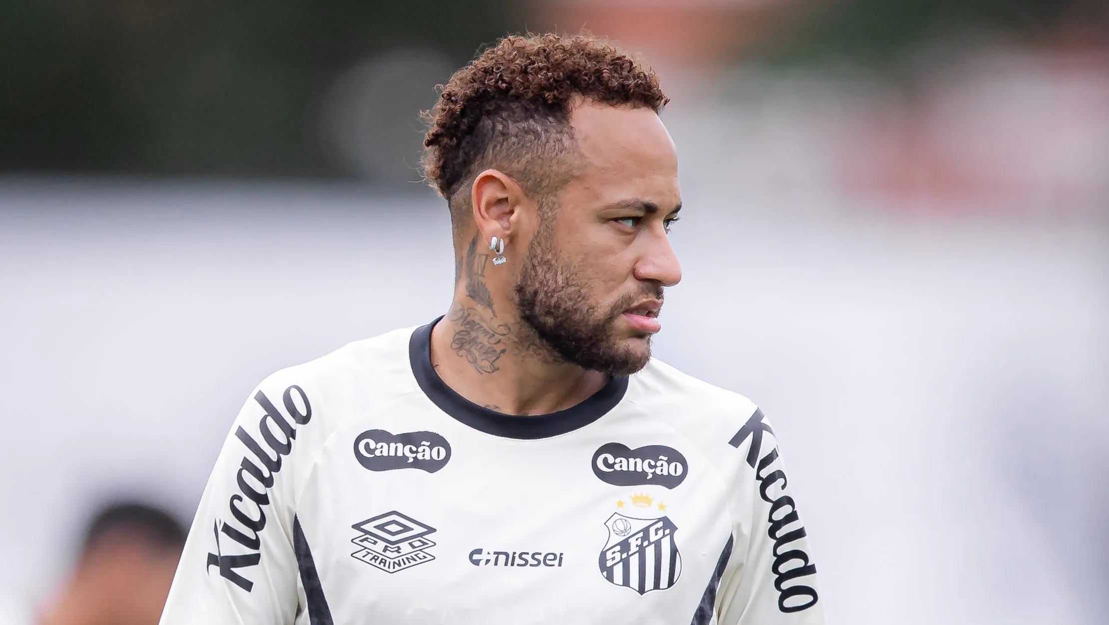 Neymar durante treino de ontem (9) do Peixão – Foto: Raul Baretta/ Santos FC