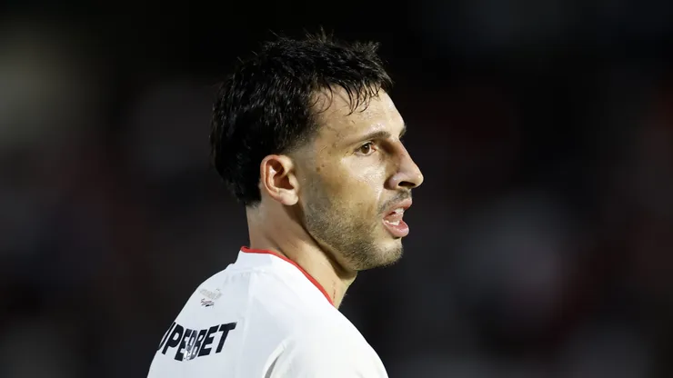 Calleri durante partida do SPFC em Bragança Paulista contra o Bahia