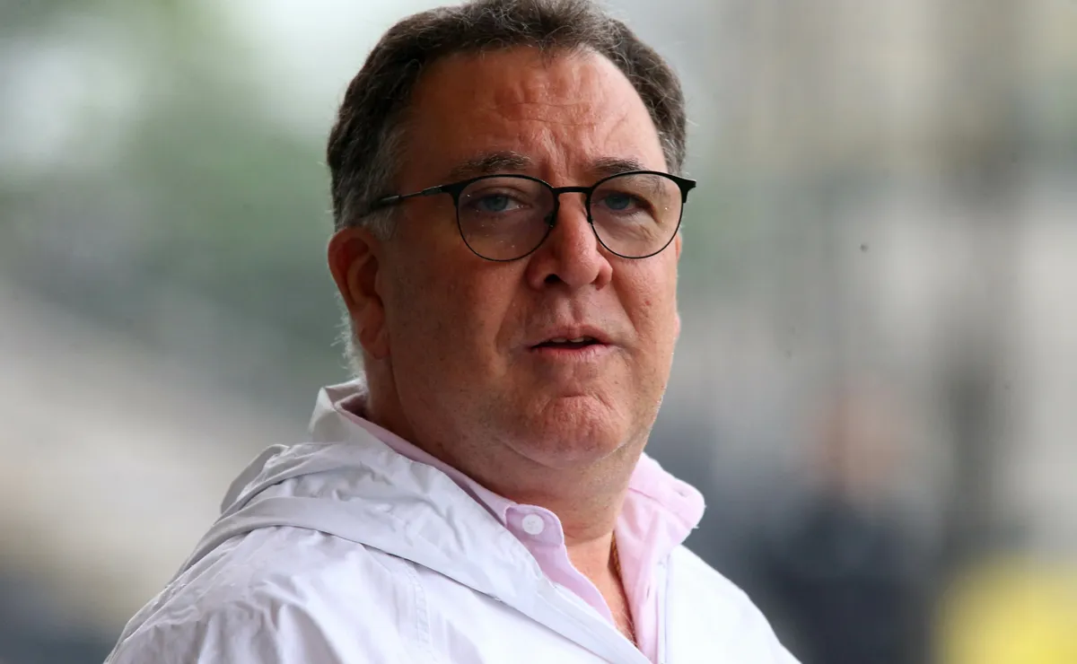 Marcelo Teixeira expõe problema no Santos e confirma atraso de direitos de imagem