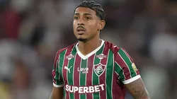 John Kennedy brilhou com gol e assistência contra o Vitória