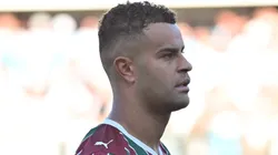 Alisson jogador do Fluminense durante partida contra o Santos no estadio Vila Belmiro pelo campeonato Brasileiro A 2026. Foto: Jota Erre/AGIF