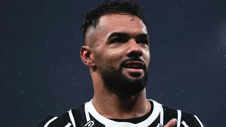 Raniele confirma bom momento com gol diante do São Paulo