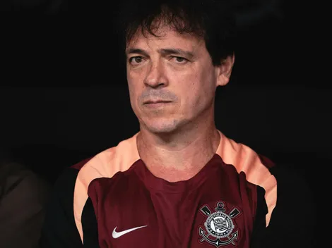 Diniz opta por time misto e Corinthians empata com Peñarol