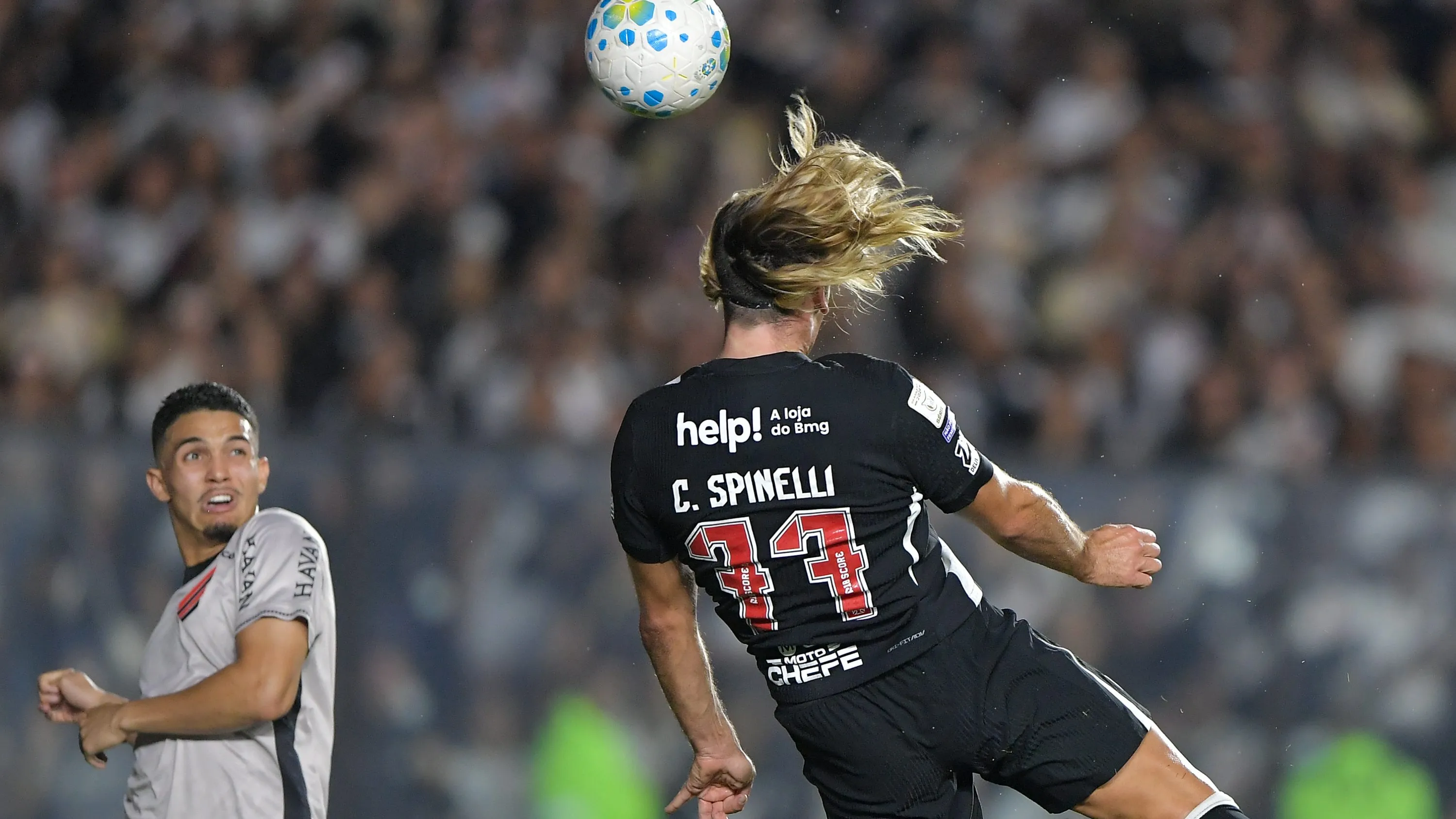 Vasco x Athletico-PR - Foto: Thiago Ribeiro/AGIF.