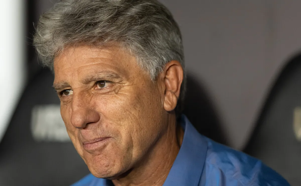 Aposta de Renato Gaúcho em trio ofensivo funciona e Vasco bate o Athletico-PR