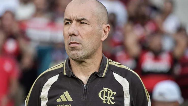 Leonardo Jardim abordou como o fLa vai encarar o Mercado - Foto: Thiago Ribeiro/AGIF
