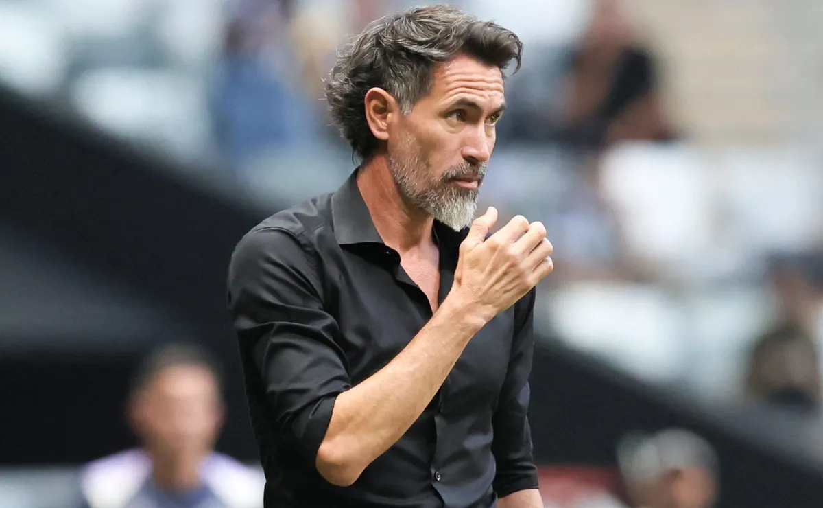 Eduardo Domínguez aposta em força máxima e Atlético-MG segue vivo na Sul-Americana