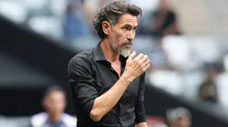 Eduardo Dominguez está tentando engrenar no comando do Galo.
