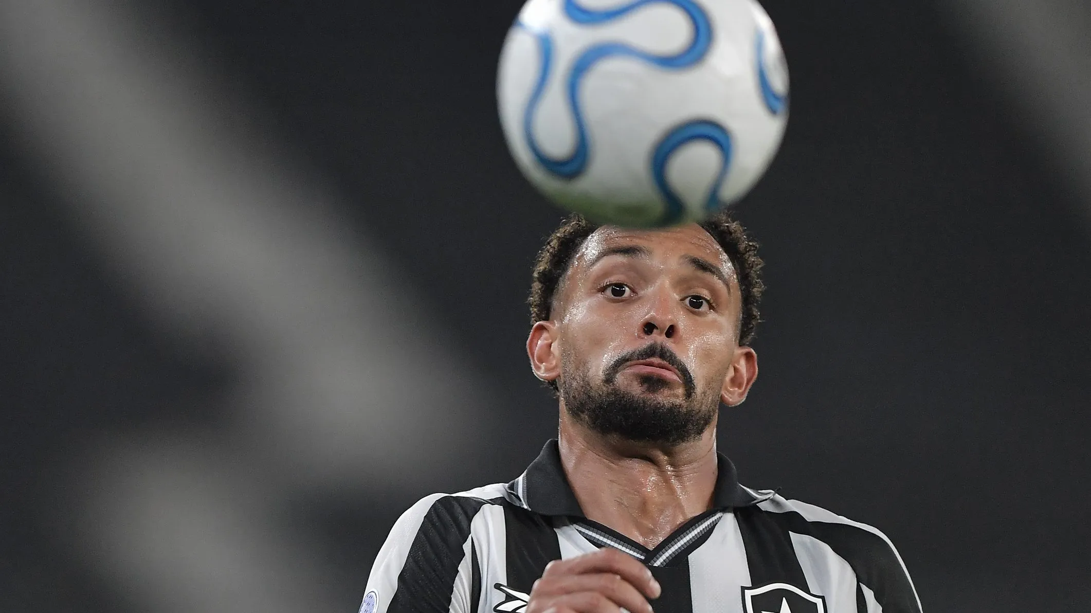 Vitinho no Botafogo. Foto: Thiago Ribeiro/AGIF