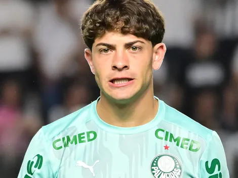 Palmeiras espera propostas por Giay e lateral pode sair
