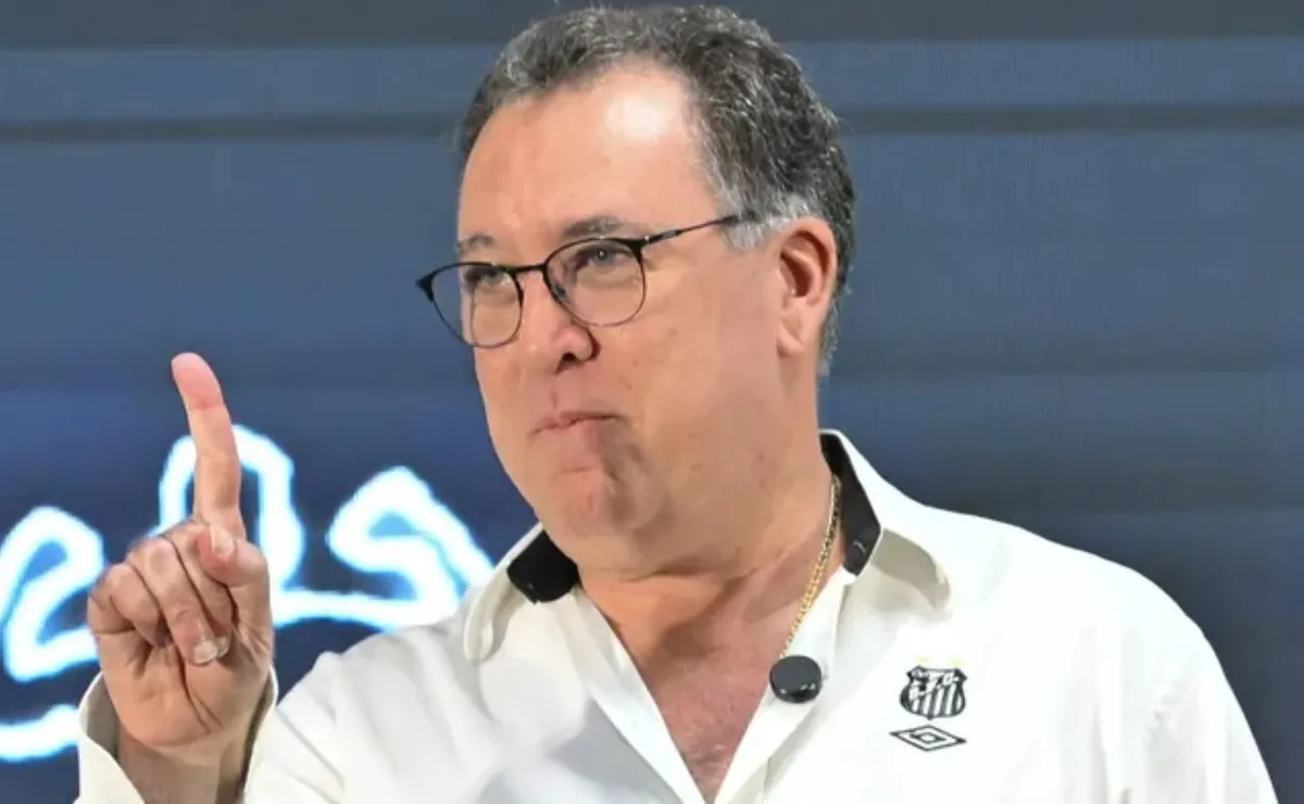 Santos se afunda em crise e pode perder jogadores por atrasos de direitos de imagem