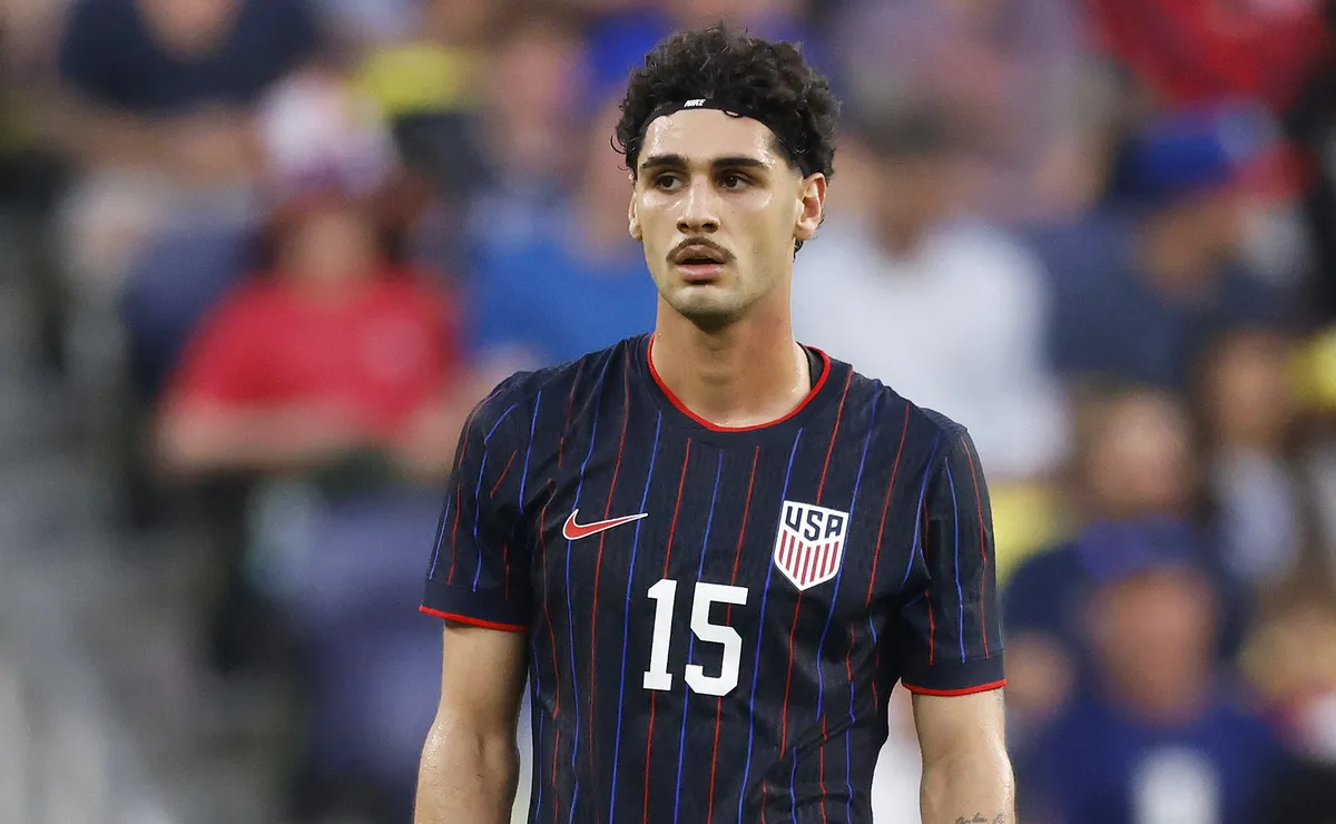 Johnny, ex-Internacional, passará por cirurgia e pode ficar de fora da Copa do Mundo pelos EUA