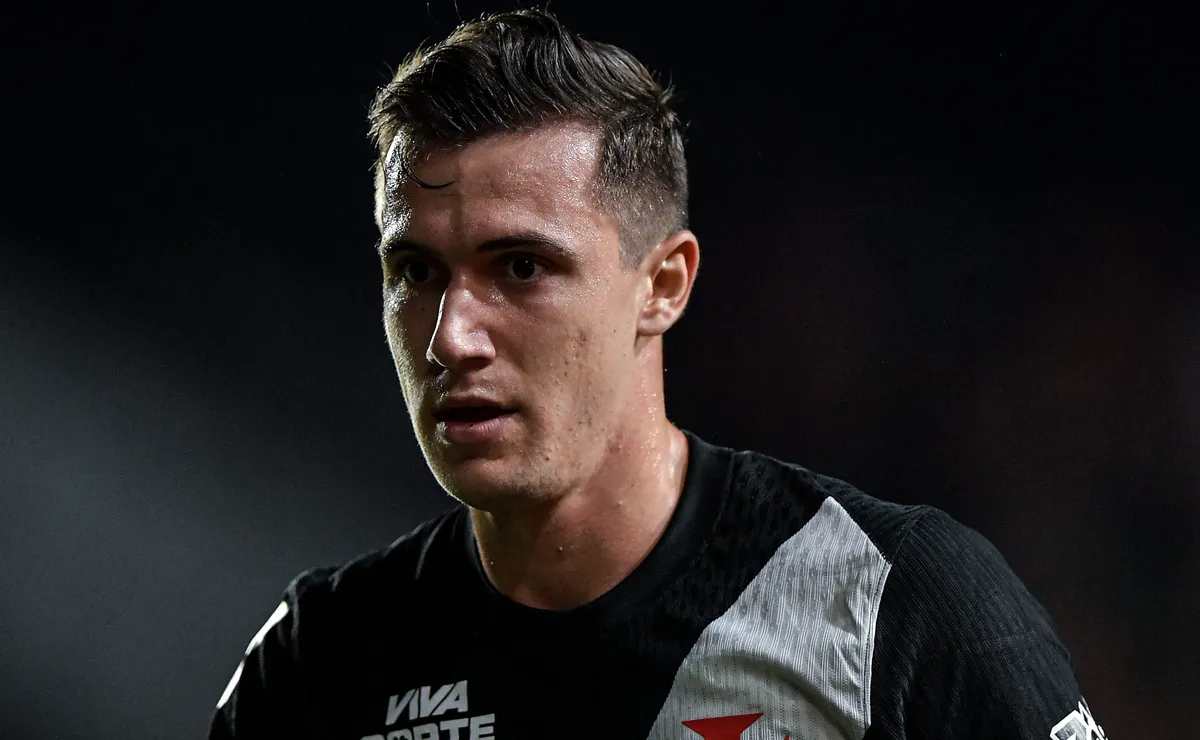 Vasco monitora Arboleda e Lucas Piton e Hinestroza aparecem como opções de troca ao SPFC, diz jornalista