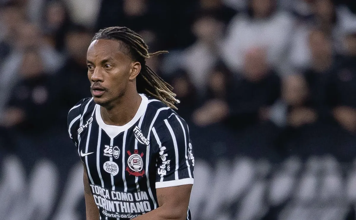 André Carrillo se destaca com atuação dominante no meio-campo durante Corinthians x São Paulo