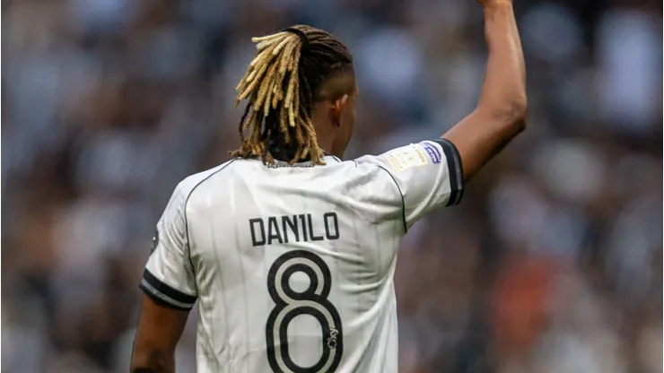 - Danilo jogador do Botafogo durante partida contra o Atletico-MG no estadio Arena MRV