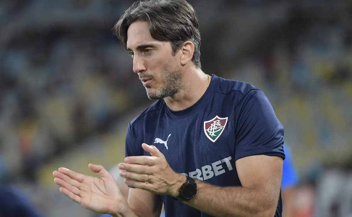 Escalação do Fluminense: Zubeldía mexe no time e Canobbio retorna contra o Operário