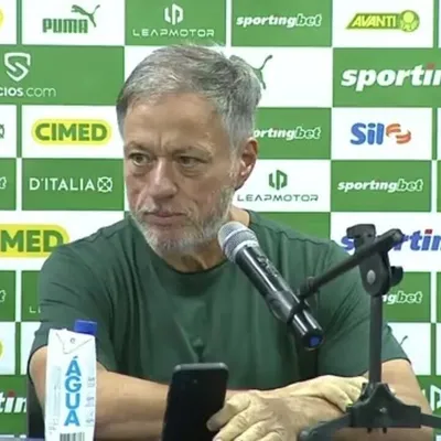 Palmeiras sobe tom contra arbitragem após reunião na CBF