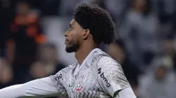 Hugo Souza pode fazer o Corinthians ser multado.