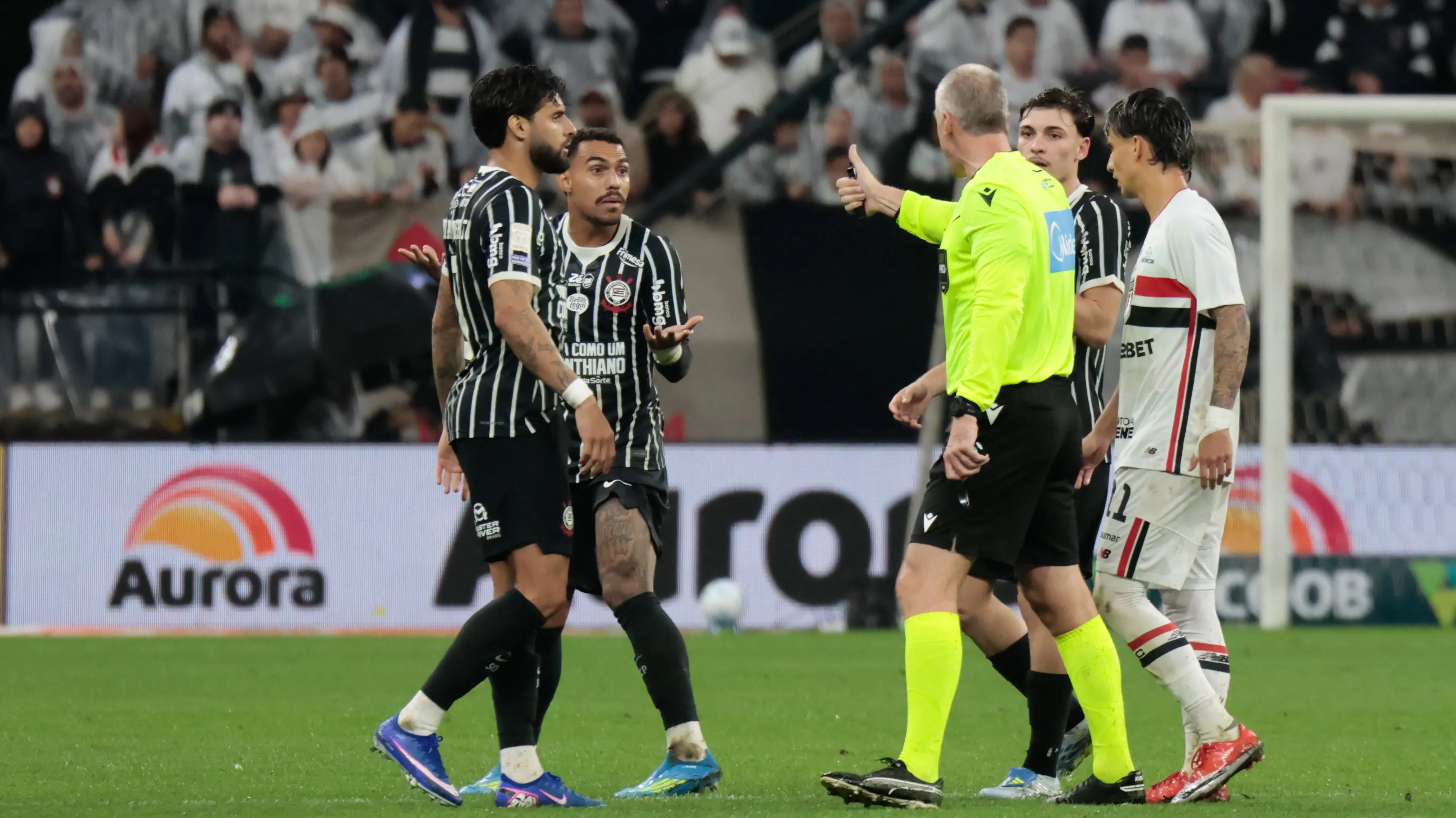 Corinthians X São Paulo. Foto: Marcello Zambrana/AGIF