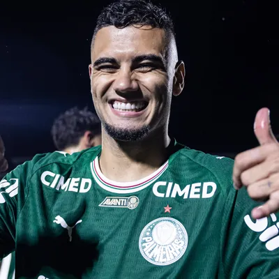 Andreas Pereira entra na pré-lista da Copa do Mundo