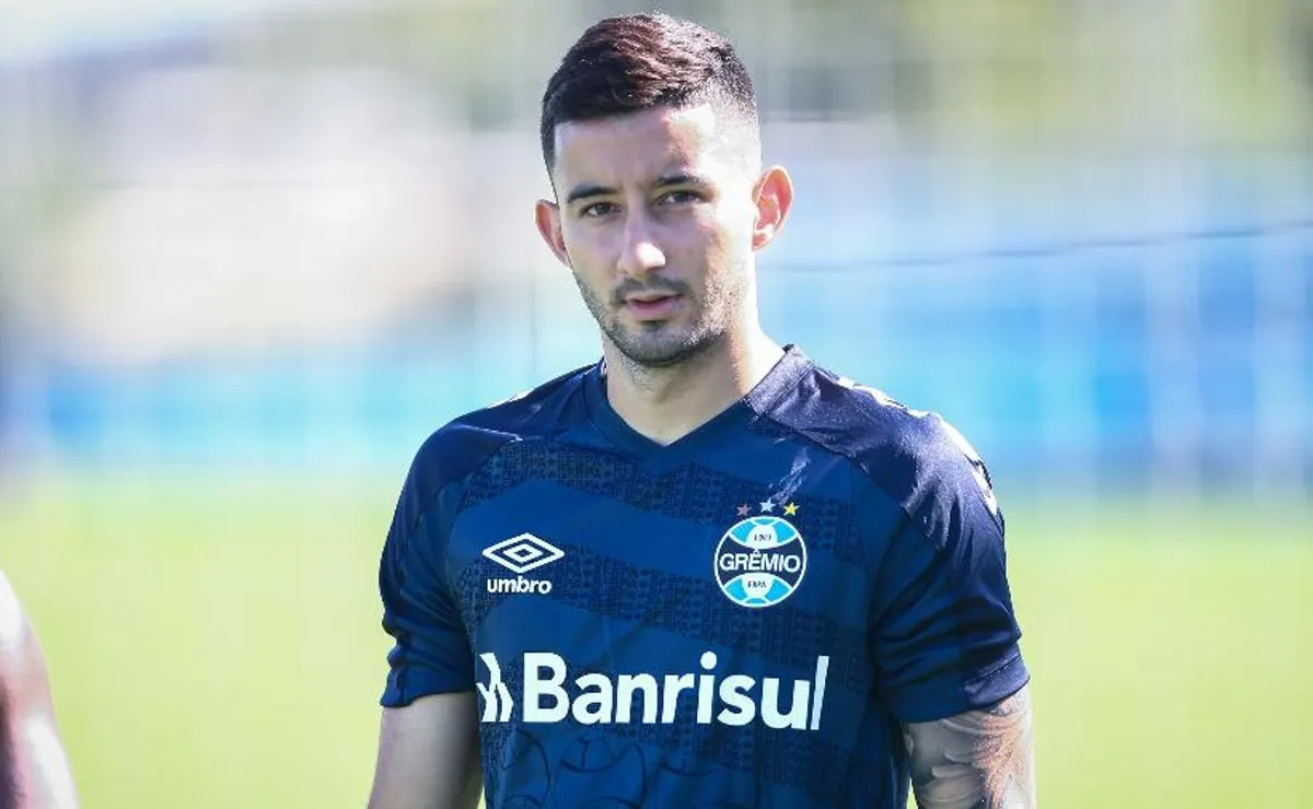 Villasanti fica fora da Copa do Mundo e Grêmio trata ausência como definitiva