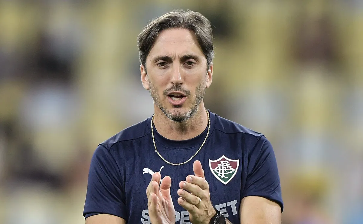 Luis Zubeldía descobre fragilidade ofensiva do adversário antes de Fluminense x Operário