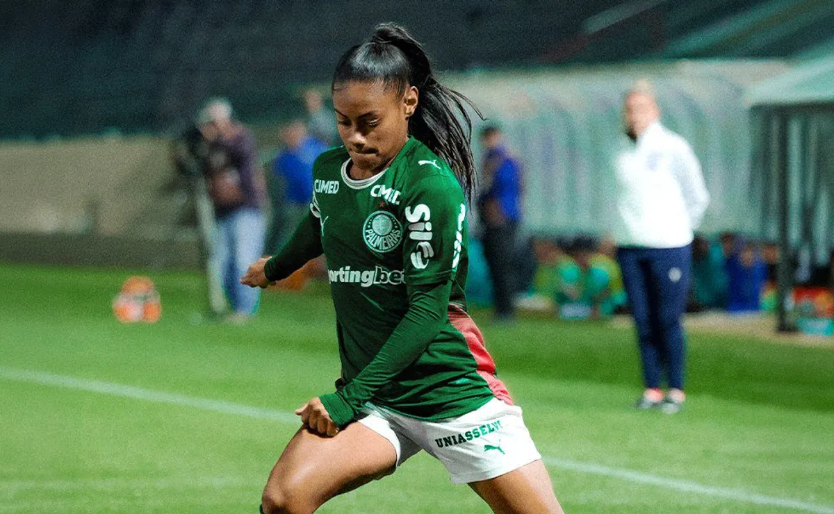 Tainá Maranhão marca hat-trick, Palmeiras goleia Atlético-MG e assume vice-liderança do Brasileirão Feminino