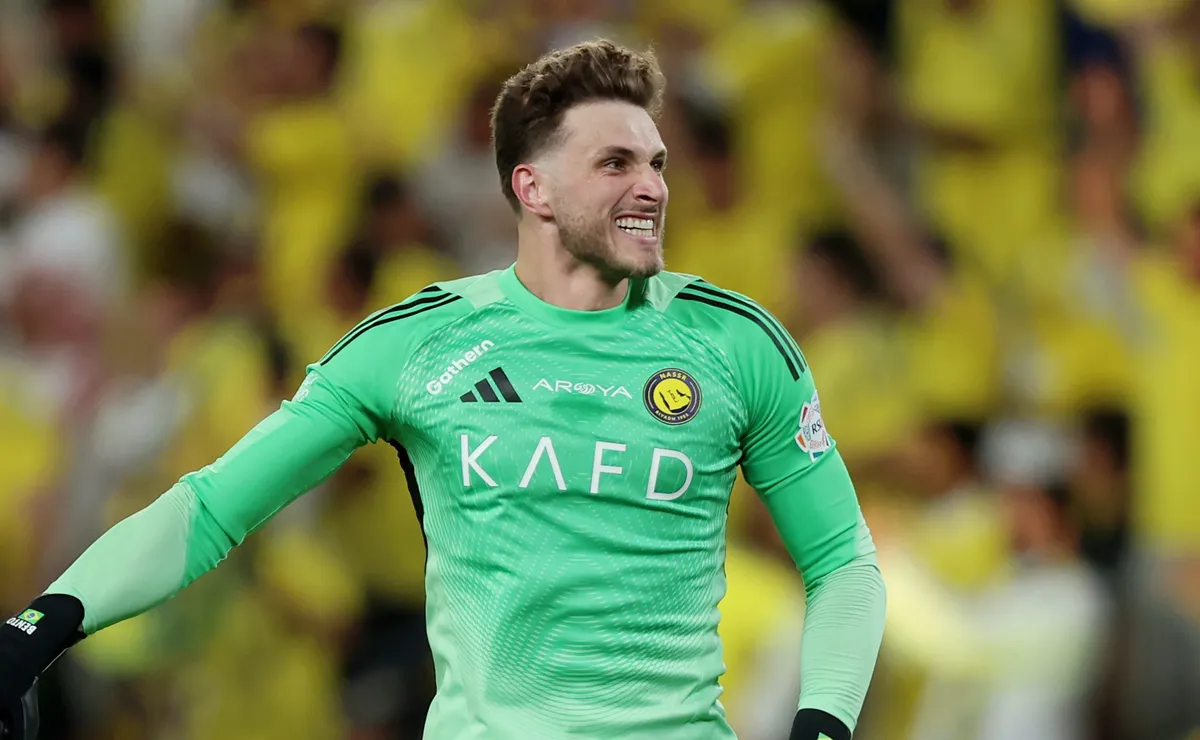 Bento protagoniza falha bizarra em Al-Nassr x Al-Hilal no último minuto e convocação entra em cheque