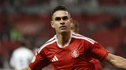 Borré comemora o gol pelo Colorado