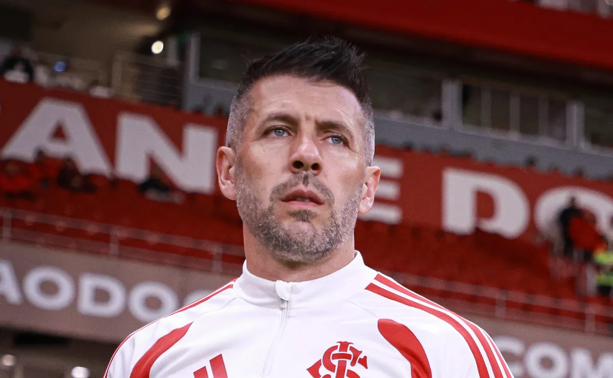 Torcida elogia Pezzolano após gol de Borré e destaca recuperação para Alan Patrick: “Tem treinador”