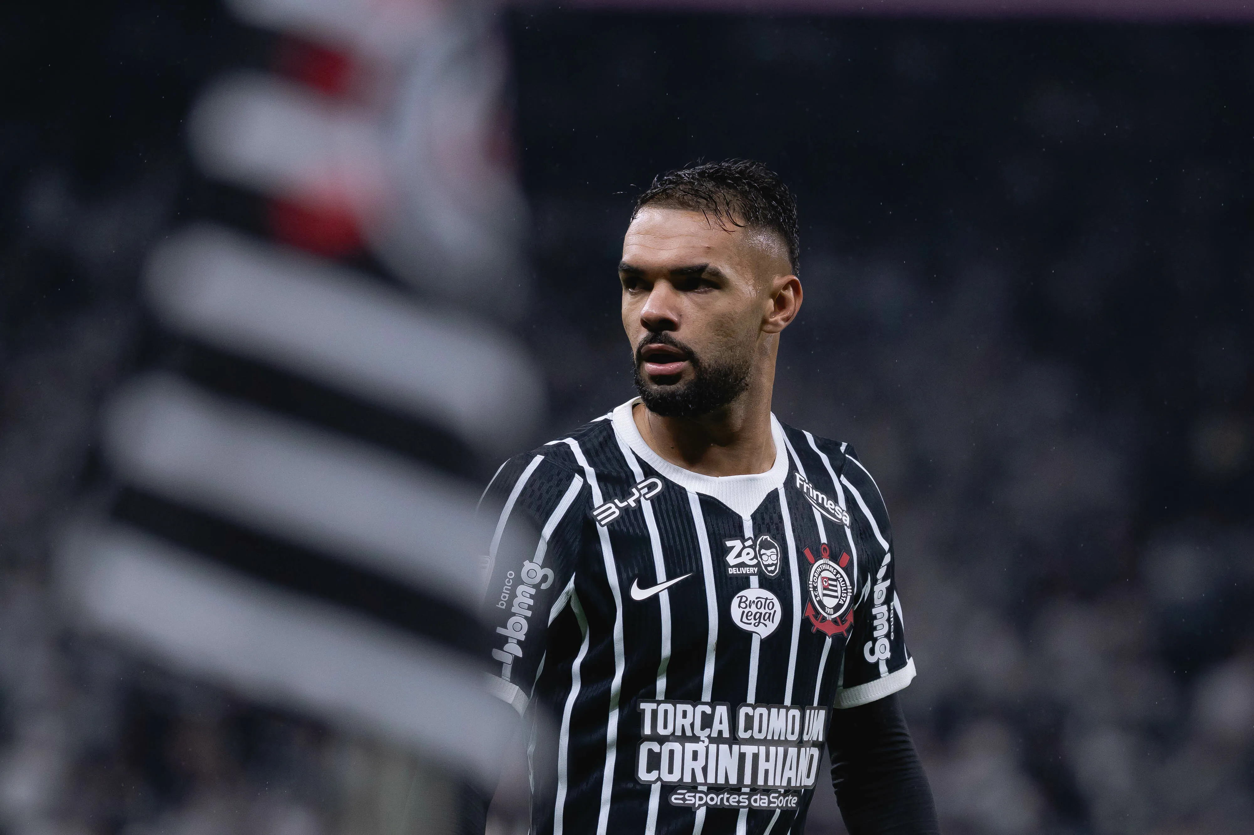Raniele jogador do Corinthians durante partida contra o Sao Paulo. Foto: Ettore Chiereguini/AGIF