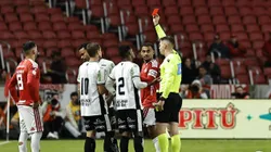 Momento da expulsão na partida