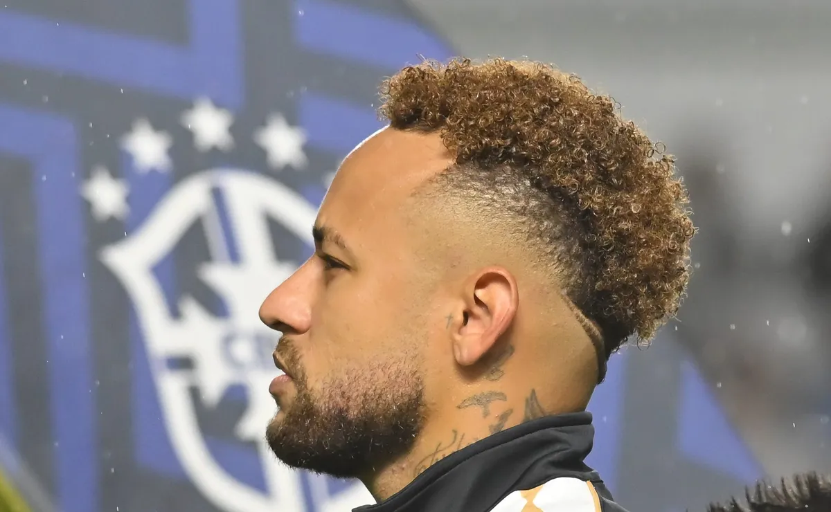 Thiago Leifert defende convocação de Neymar para a Copa do Mundo e se revolta: “É um absurdo”