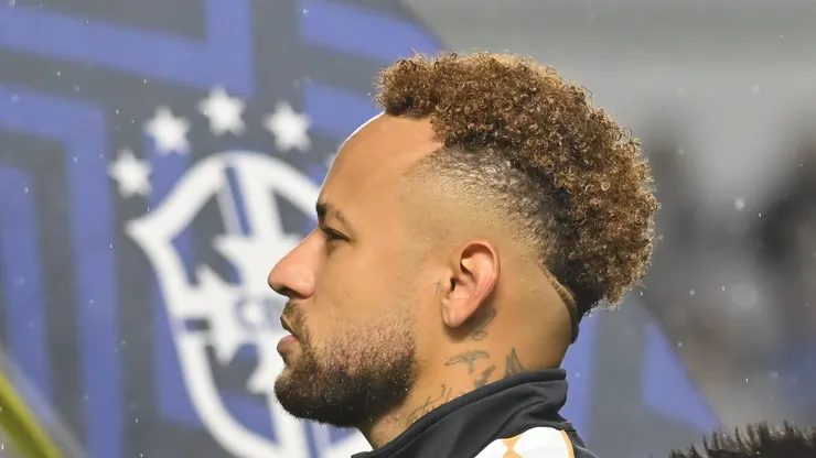Neymar jogador do Santos durante partida contra o Bragantino no estadio Vila Belmiro pelo campeonato Brasileiro A 2026. Foto: Jota Erre/AGIF