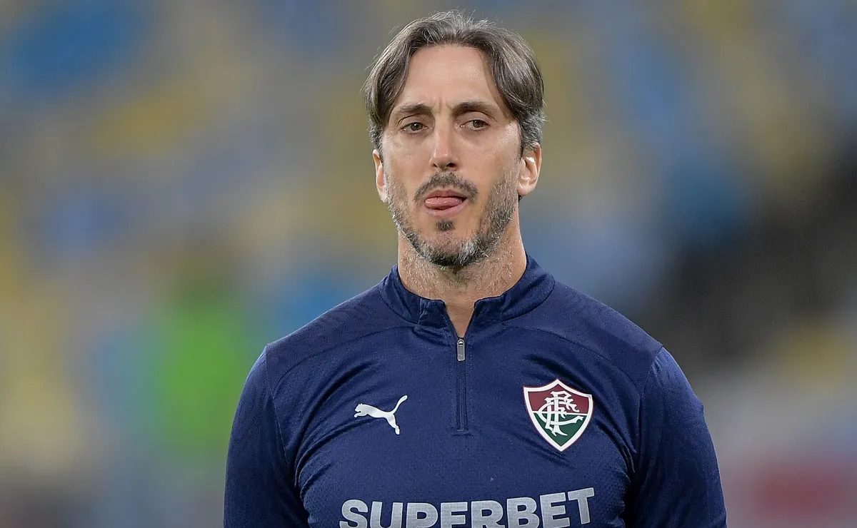 Zubeldía comanda Fluminense em vitória sobre Operário e garante vaga na Copa do Brasil