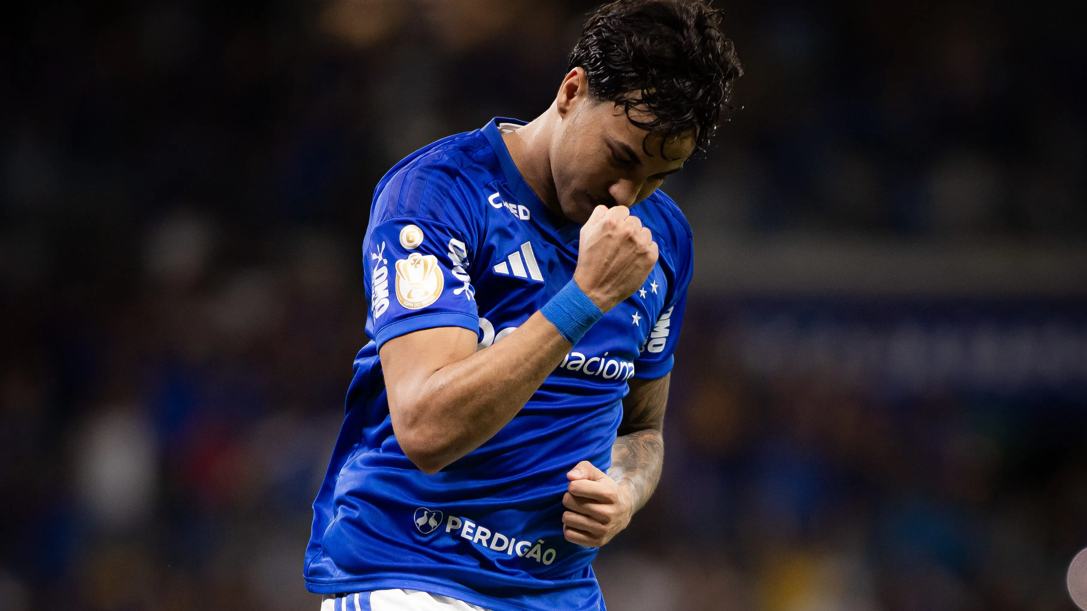 MG – BELO HORIZONTE – 12/05/2026 – COPA DO BRASIL 2026, CRUZEIRO X GOIAS – Kaio Jorge jogador do Cruzeiro comemora seu gol durante partida contra o Goias no estadio Mineirao pelo campeonato Copa Do Brasil 2026. Foto: Isabela Azine/AGIF
