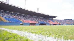 Palco do jogo de logo mais a noite