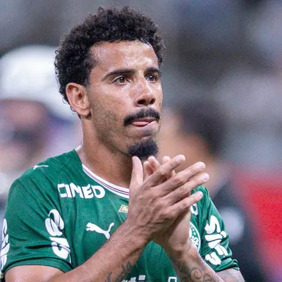 Evangelista expõe pacto pela consistência do Palmeiras