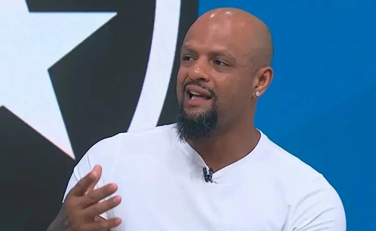 Felipe Melo avalia situação de Barboza e causa polêmica ao vivo